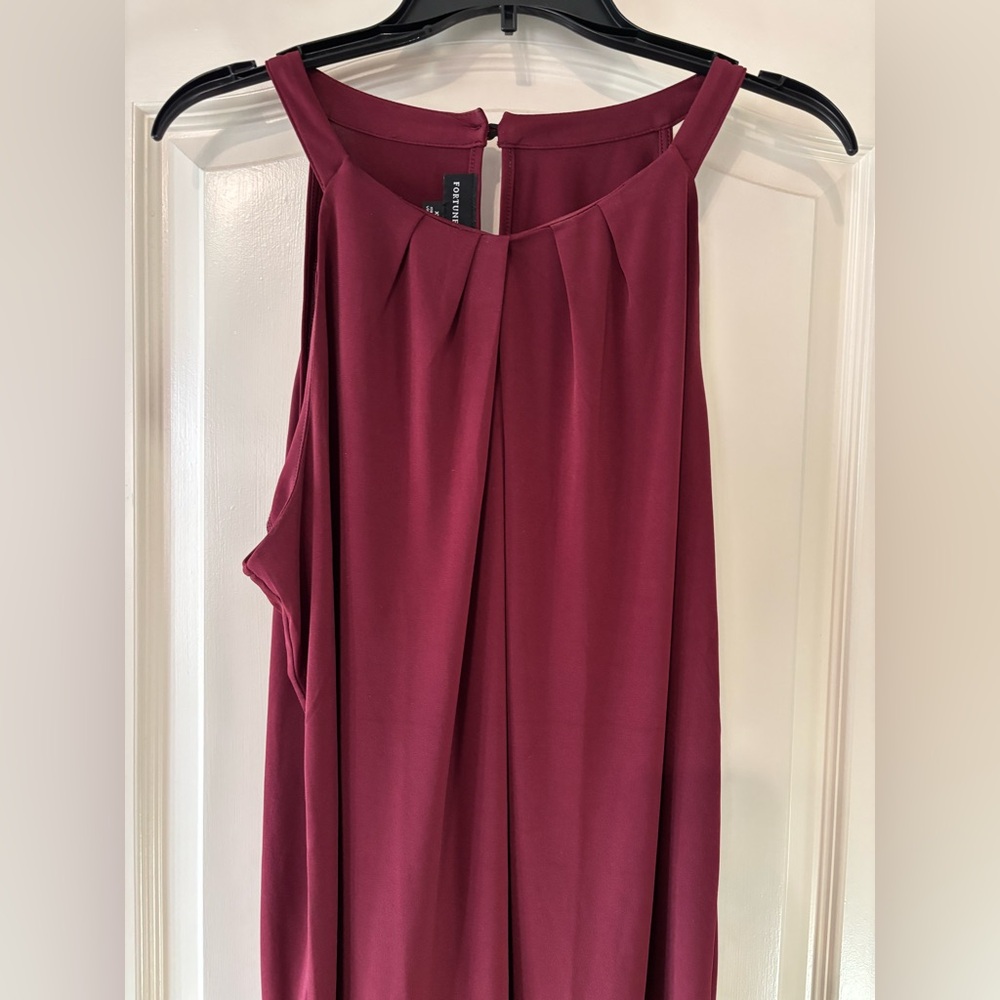 Sleeveless Pleated Tank Top in Burgundy - Forever 21